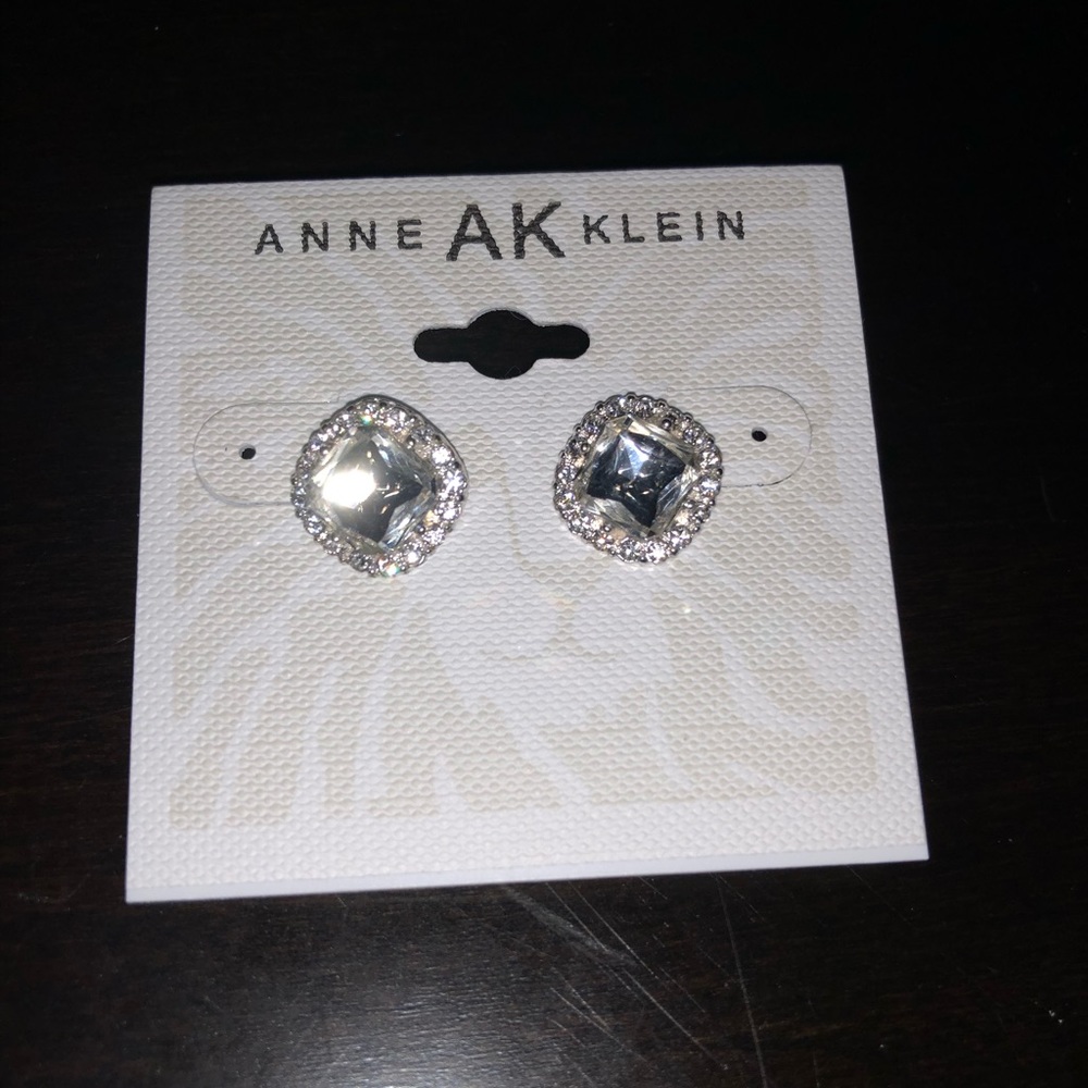 🌹Anne Klein silver plated cubic zirconia cushion